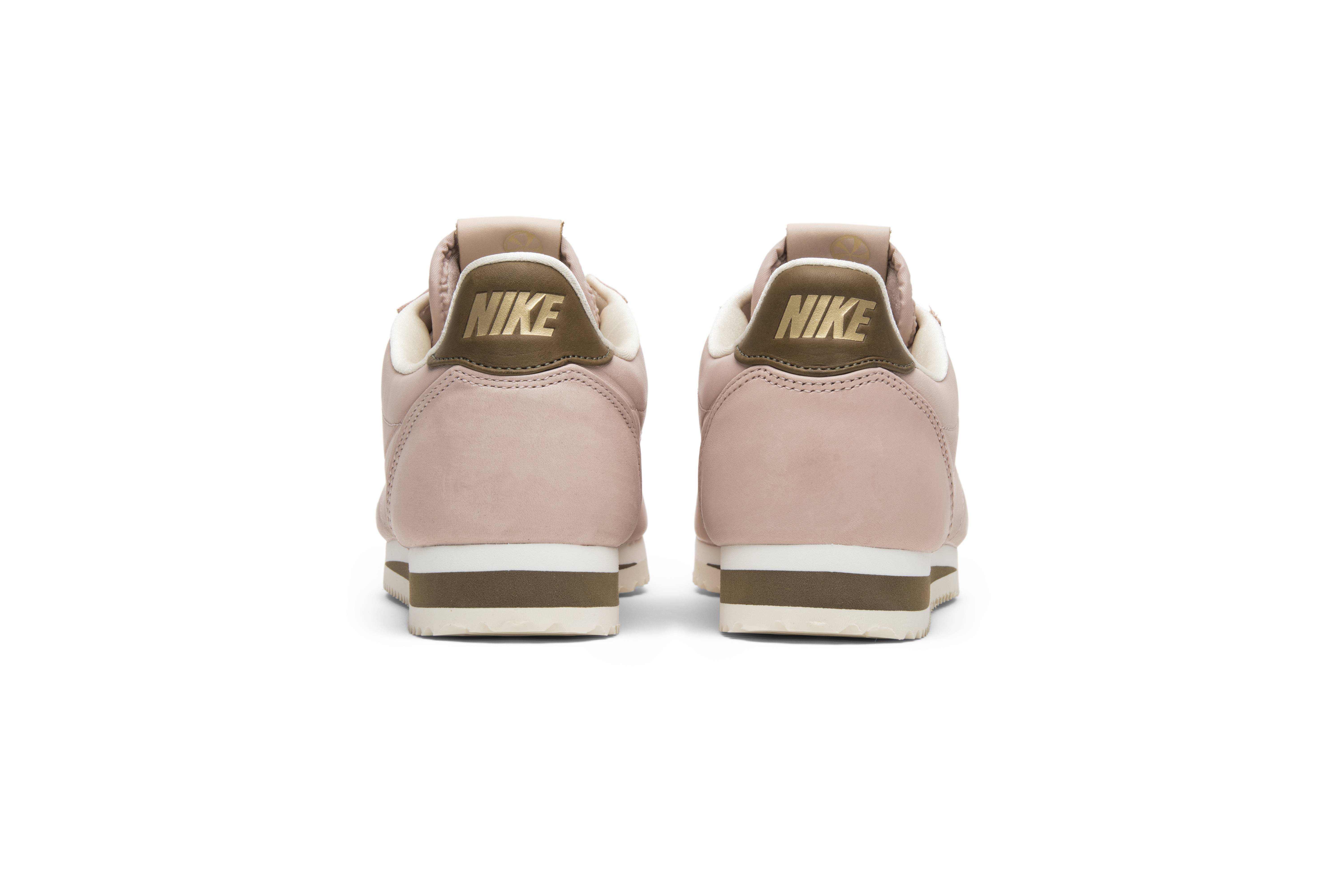 Details for （女性）Nike經典Cortez Maria Sharapova LA AR5696-202