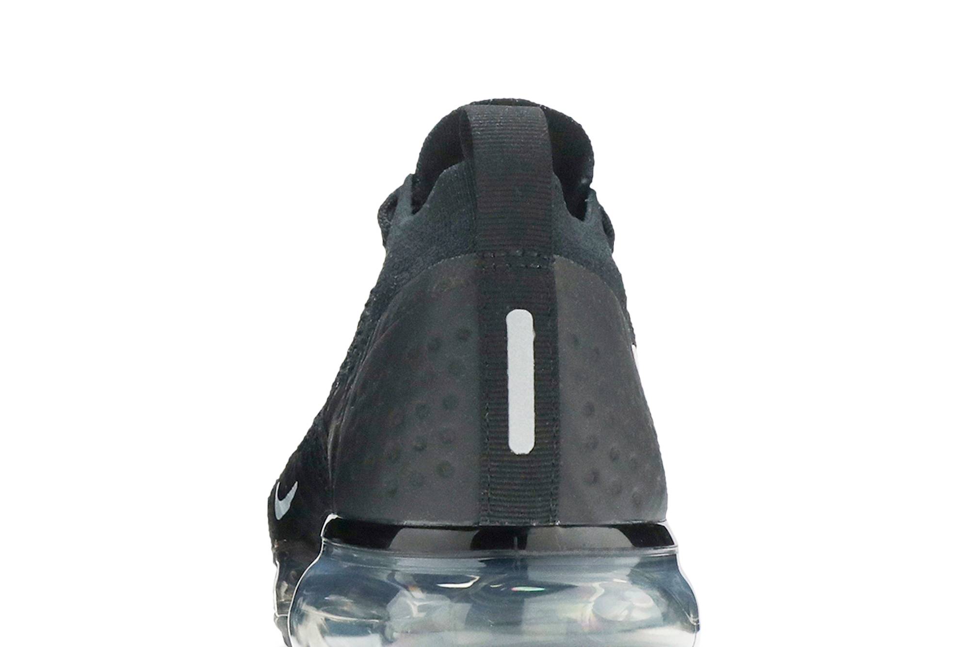 vapormax 2 black white