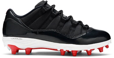 Air Jordan 11 Retro Low Cleat 'Bred' AO1560-010 Air Jordan 11 Retro Low Cleat 'Bred' AO1560-010