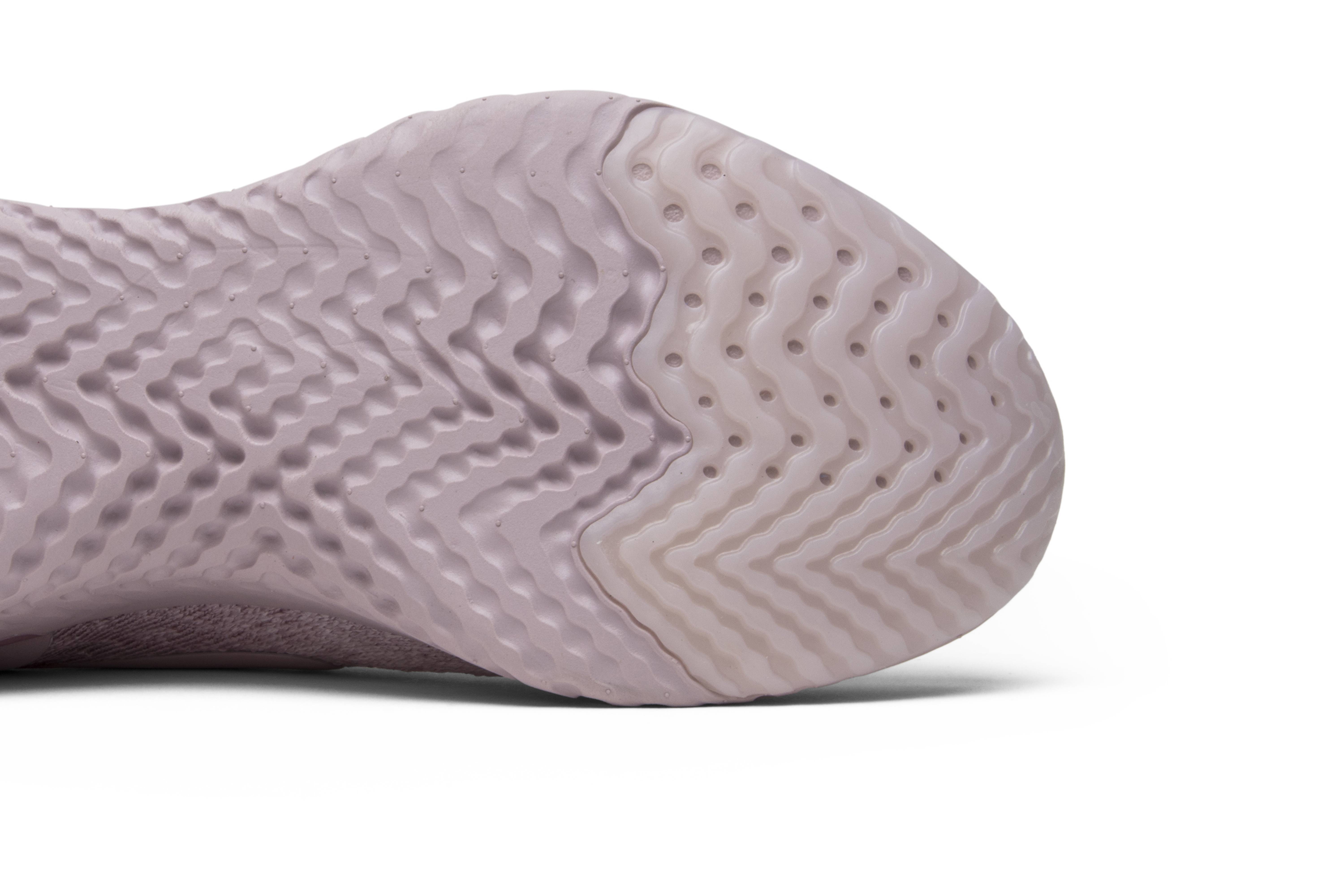 epic react flyknit pearl pink