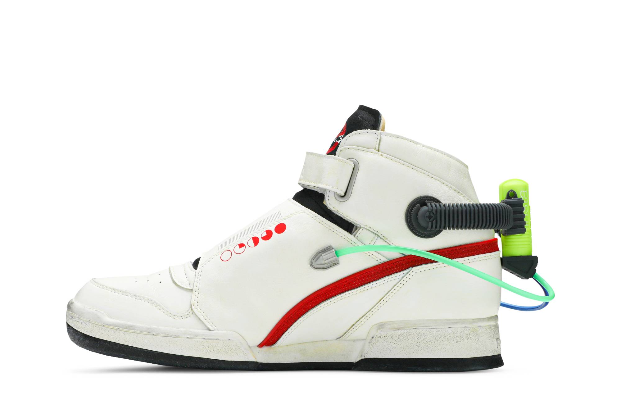 Lookbook ゴーストバスターズ×リーボック ゴーストスマッシャー"ECTO-1" FY2106