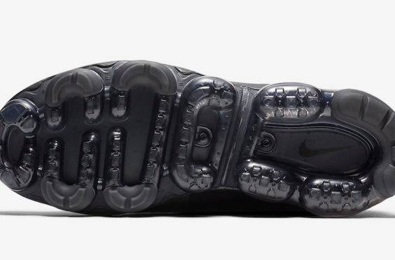 Sizing ナイキ エア ヴェイパーマックス チャッカ スリップ 黒/銀 AO9326-002