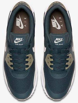 Nike Air Max 90 Ultra 2.0 Blue Fox Light Bone 875695-401 Lookbook Nike Air Max 90 Ultra 2.0 Blue Fox Light Bone 875695-401