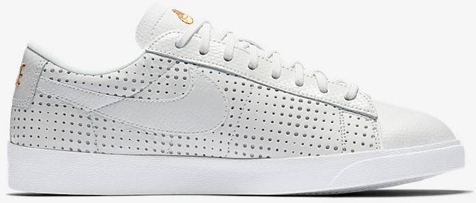(Women) Nike Blazer Low Premium 'Beautiful x Powerful' AA1557-100 Shop (Women) Nike Blazer Low Premium 'Beautiful x Powerful' AA1557-100