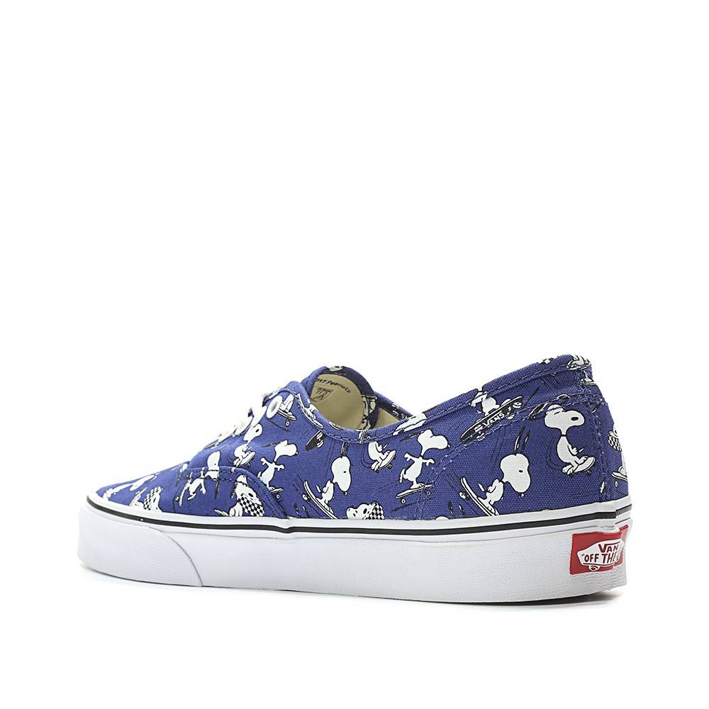 Shop 花生 x Vans Authentic「史努比滑板」 VN0A38EMOQW