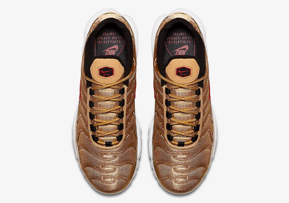 nike air max plus qs gold