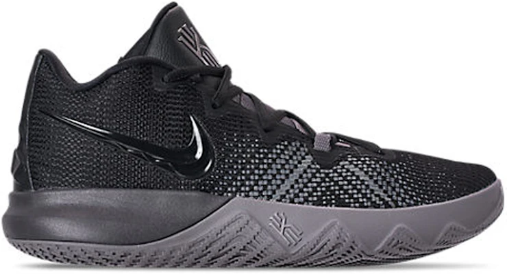 Kyrie flytrap white black clearance