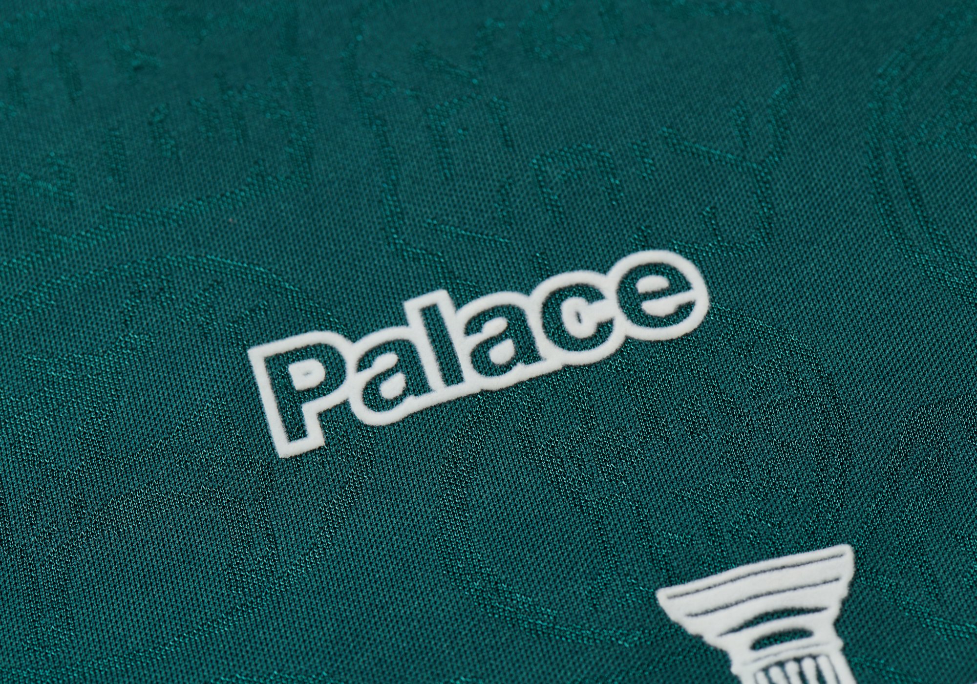 【通販大得価】サイズM Palace Palasonic Shirt トップス