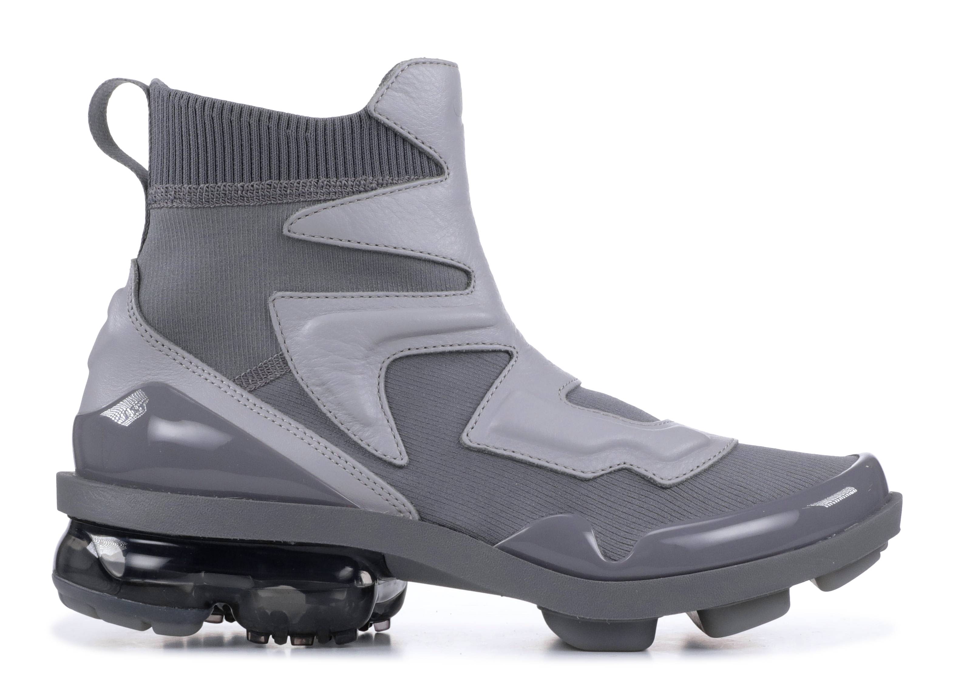 nike air vapormax light 2