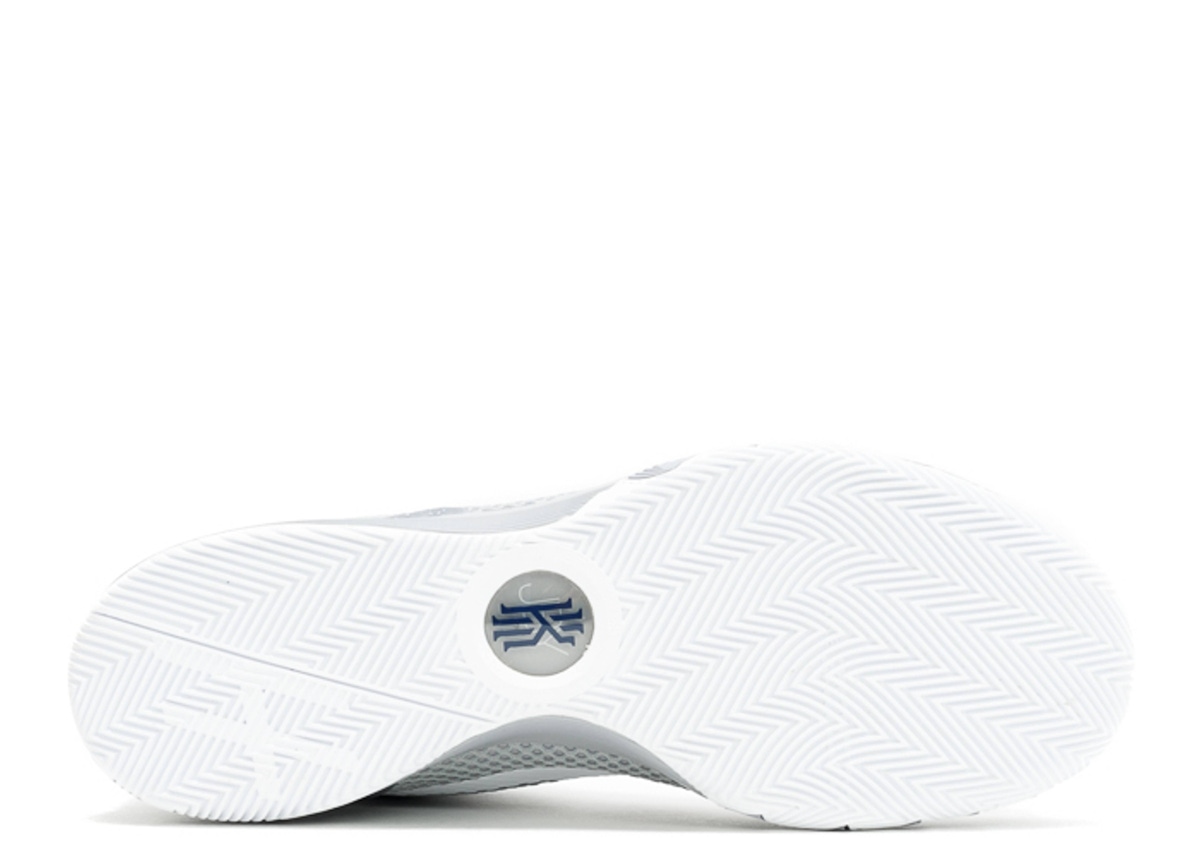 Nike Kyrie 1 'Wolf Grey'