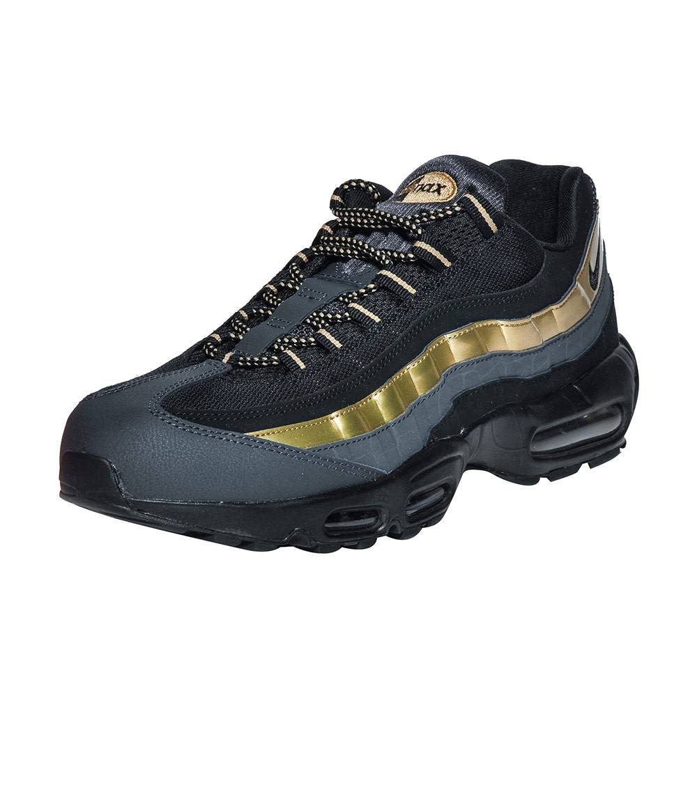 nike air max 95 black metallic gold