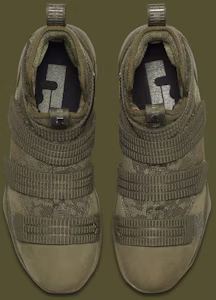 Nike LeBron Zoom Soldier 11 Camuflaje Oliva 897646-200 Order Nike LeBron Zoom Soldier 11 Camuflaje Oliva 897646-200