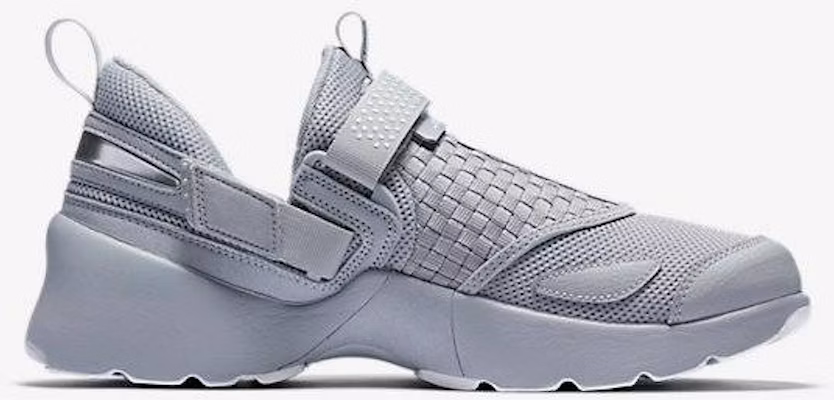 Air Jordan Trunner LX 狼灰色 897992-003 Lookbook Air Jordan Trunner LX 狼灰色 897992-003