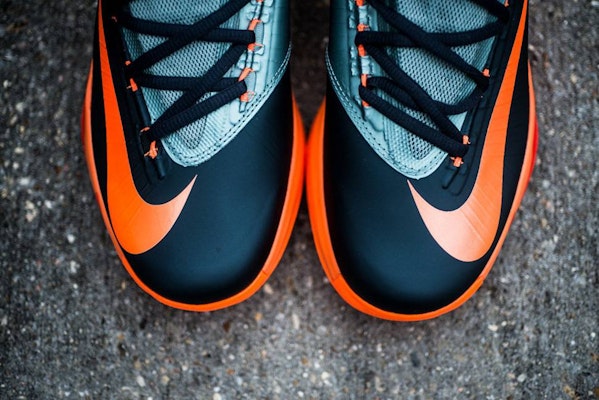 Orange top kd 6