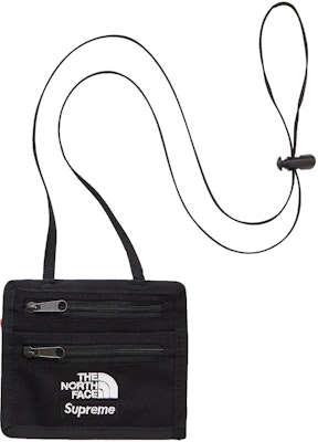 Supreme the north face 2025 travel wallet