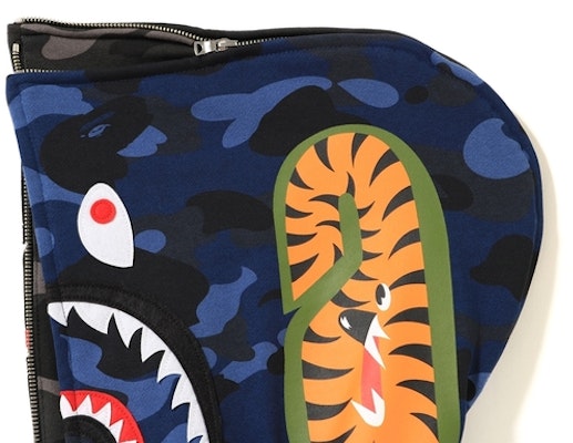 Full zip hoodie over face shark online