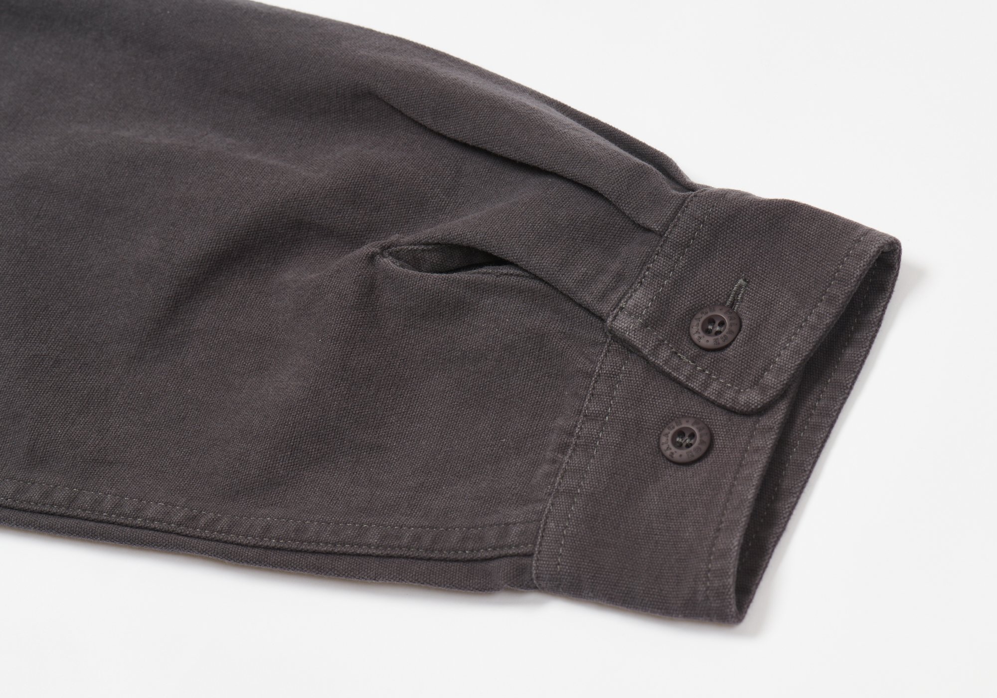 Details for 宮廷帆布襯衫洗黑色