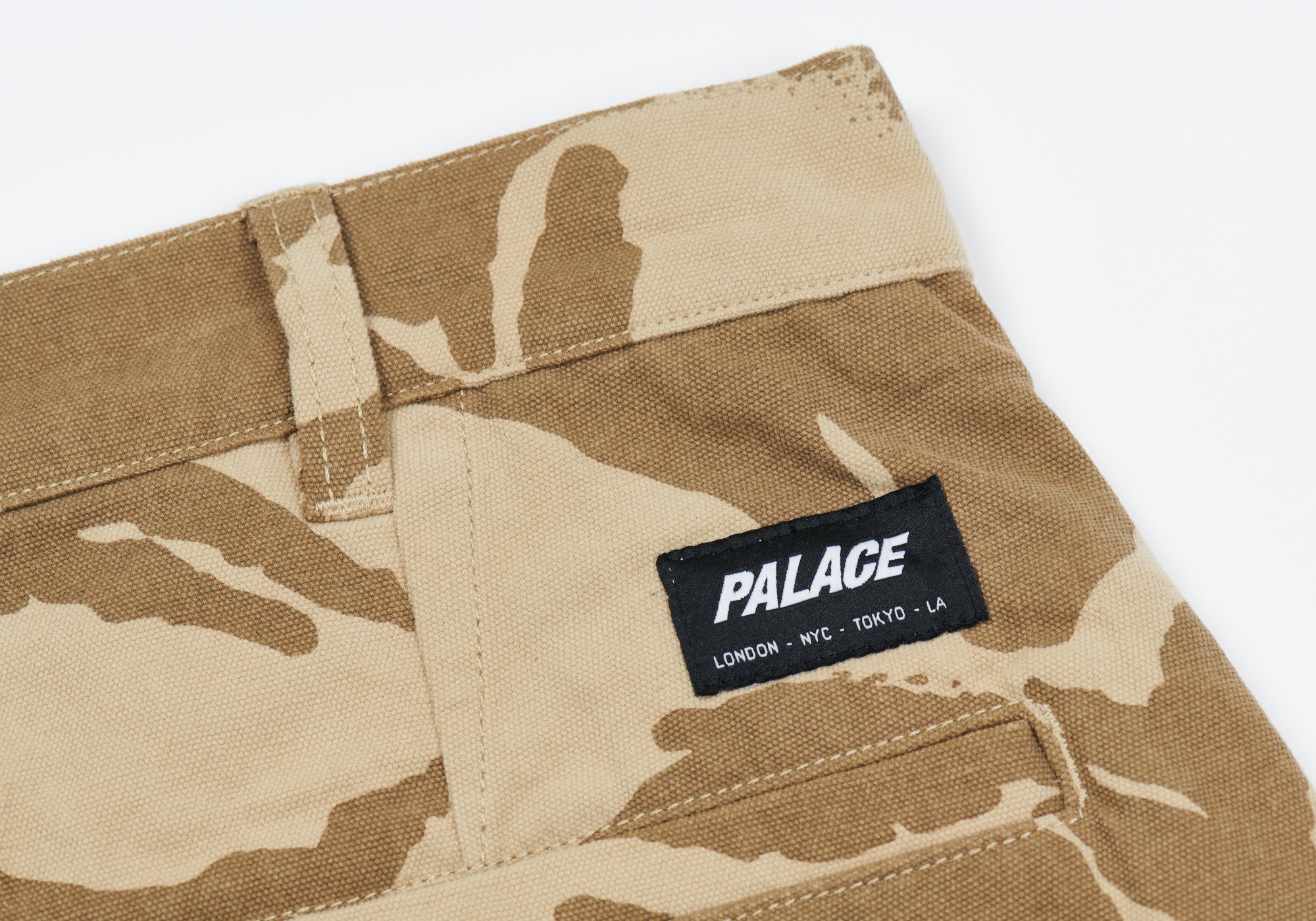 Shop Pantalón de Lona PALACE Desert Camo Plain. P20T013