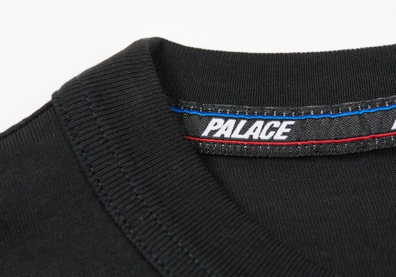PALACE BASICALLY A LONGSLEEVE BLACK Lookbook PALACE BASICALLY A LONGSLEEVE BLACK