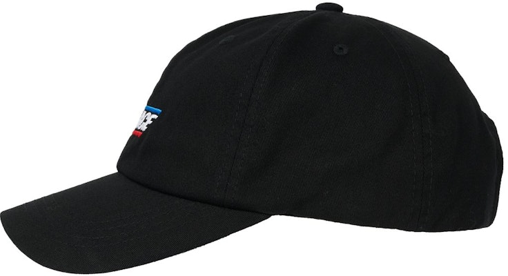 PALACE BASICALLY A 6-PANEL BLACK Lookbook PALACE BASICALLY A 6-PANEL BLACK