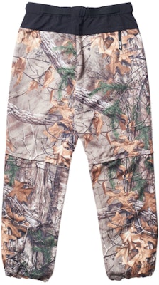 Palace Zip Off Shell Pant Realtree/Black Lookbook Palace Zip Off Shell Pant Realtree/Black