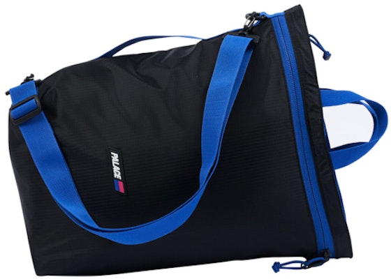 Palace 4-Way Packer Black/Blue Lookbook Palace 4-Way Packer Black/Blue