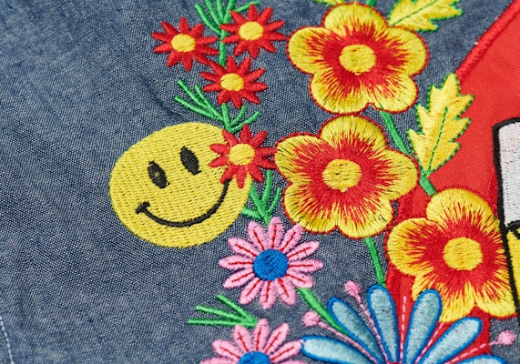 PALACE HIPPY SALUTE SHIRT BLUE Shop PALACE HIPPY SALUTE SHIRT BLUE
