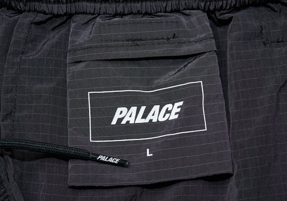 Buy PALACE MESH POCKET SHELL SHORTS BLACK - Novelship Buy PALACE MESH POCKET SHELL SHORTS BLACK - Novelship