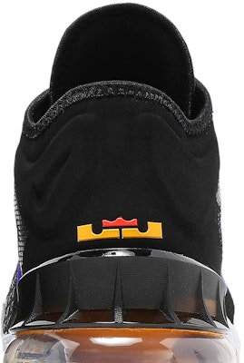 Nike LeBron 18 Low 'ACG Terra' CV7562-003/CV7564-003 Sizing Nike LeBron 18 Low 'ACG Terra' CV7562-003/CV7564-003