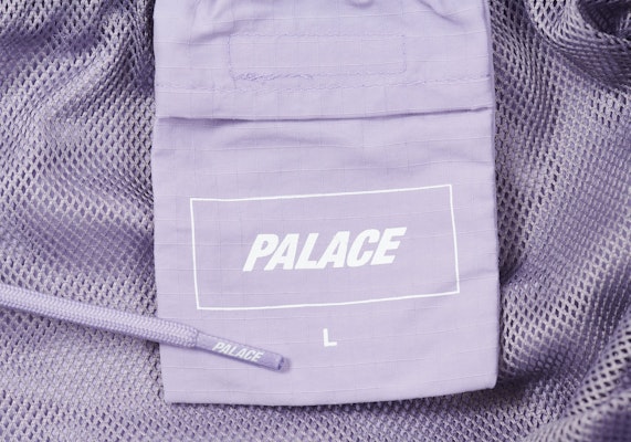 PALACE SOFAR SHELL SHORTS LILAC Shop PALACE SOFAR SHELL SHORTS LILAC