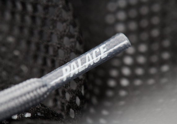 PALACE CELANA CANGKANG FONT ABU-ABU P20SS076 Lookbook PALACE CELANA CANGKANG FONT ABU-ABU P20SS076