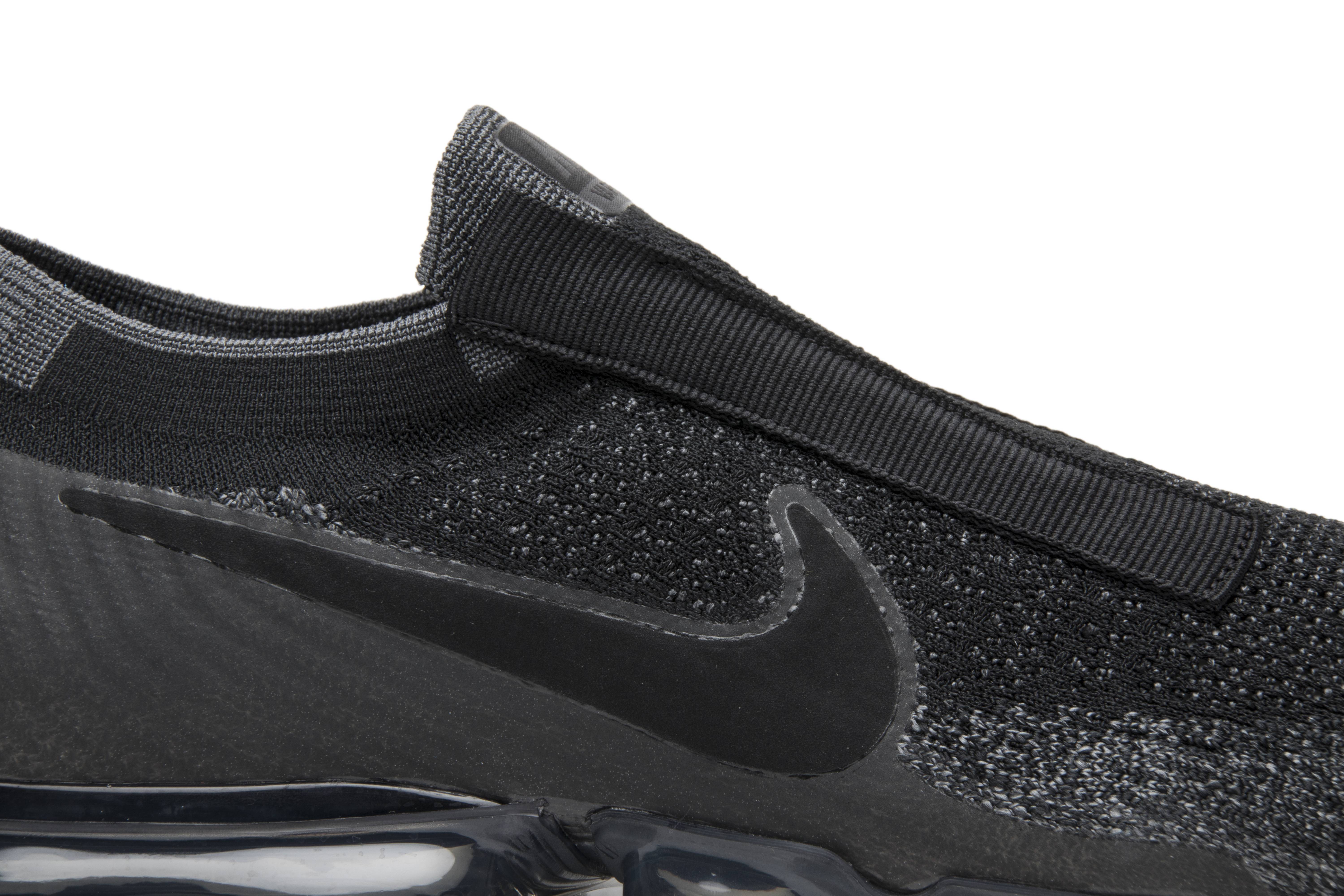air vapormax se laceless triple black