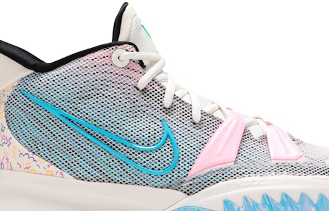 Nike Kyrie 7 'Pale Ivory' - Gading Pudar CZ0141-100/CZ0143-100 Order Nike Kyrie 7 'Pale Ivory' - Gading Pudar CZ0141-100/CZ0143-100