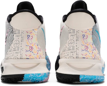 Nike Kyrie 7 'Pale Ivory' - Gading Pudar CZ0141-100/CZ0143-100 Details for Nike Kyrie 7 'Pale Ivory' - Gading Pudar CZ0141-100/CZ0143-100