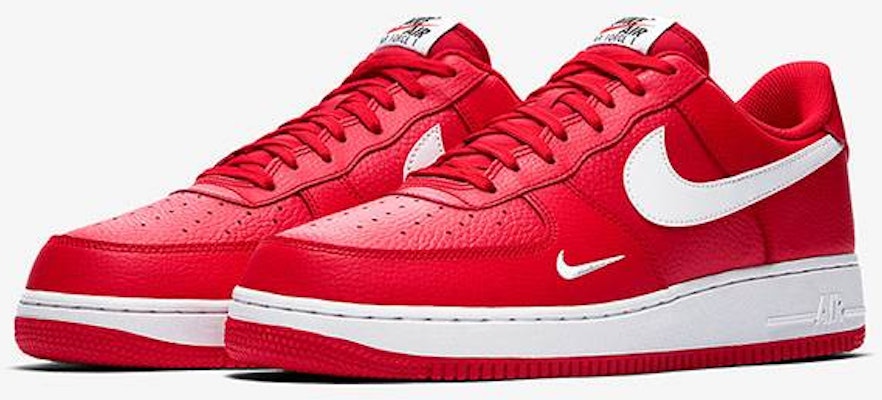 Nike air force 1 2025 low mini swoosh university red