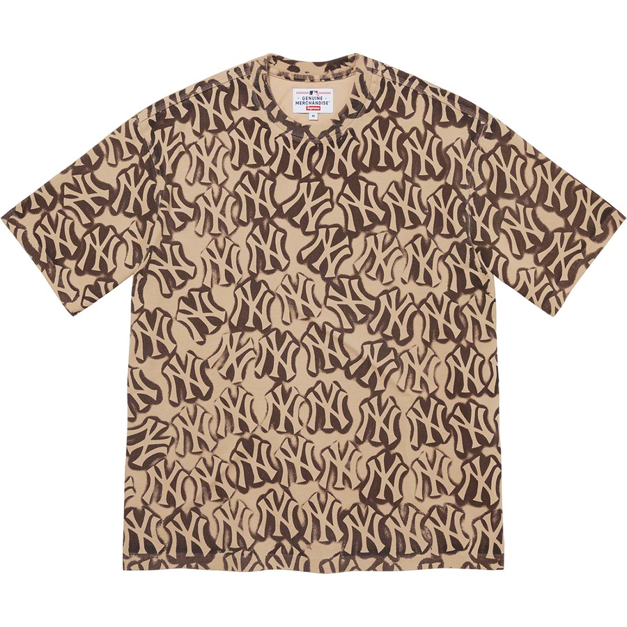 Supreme®/New York Yankees™Airbrush S/S Top Clayを購入 - Novelship