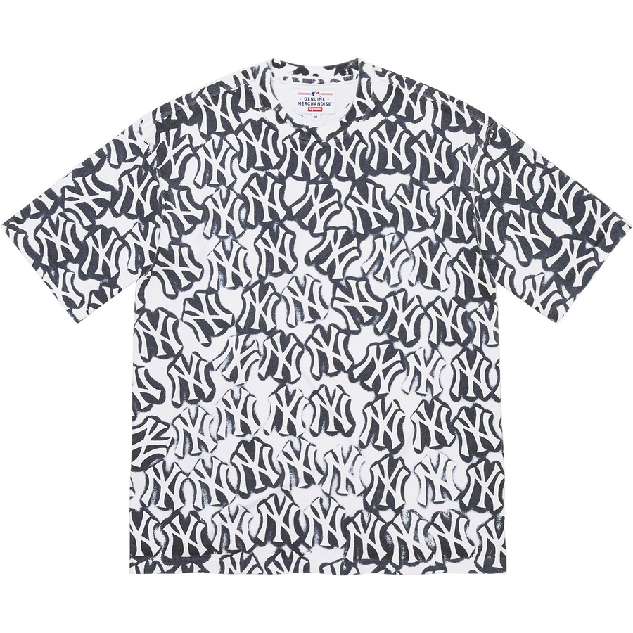 Buy Supreme®/New York Yankees™ Airbrush Camiseta Manga Corta Blanca