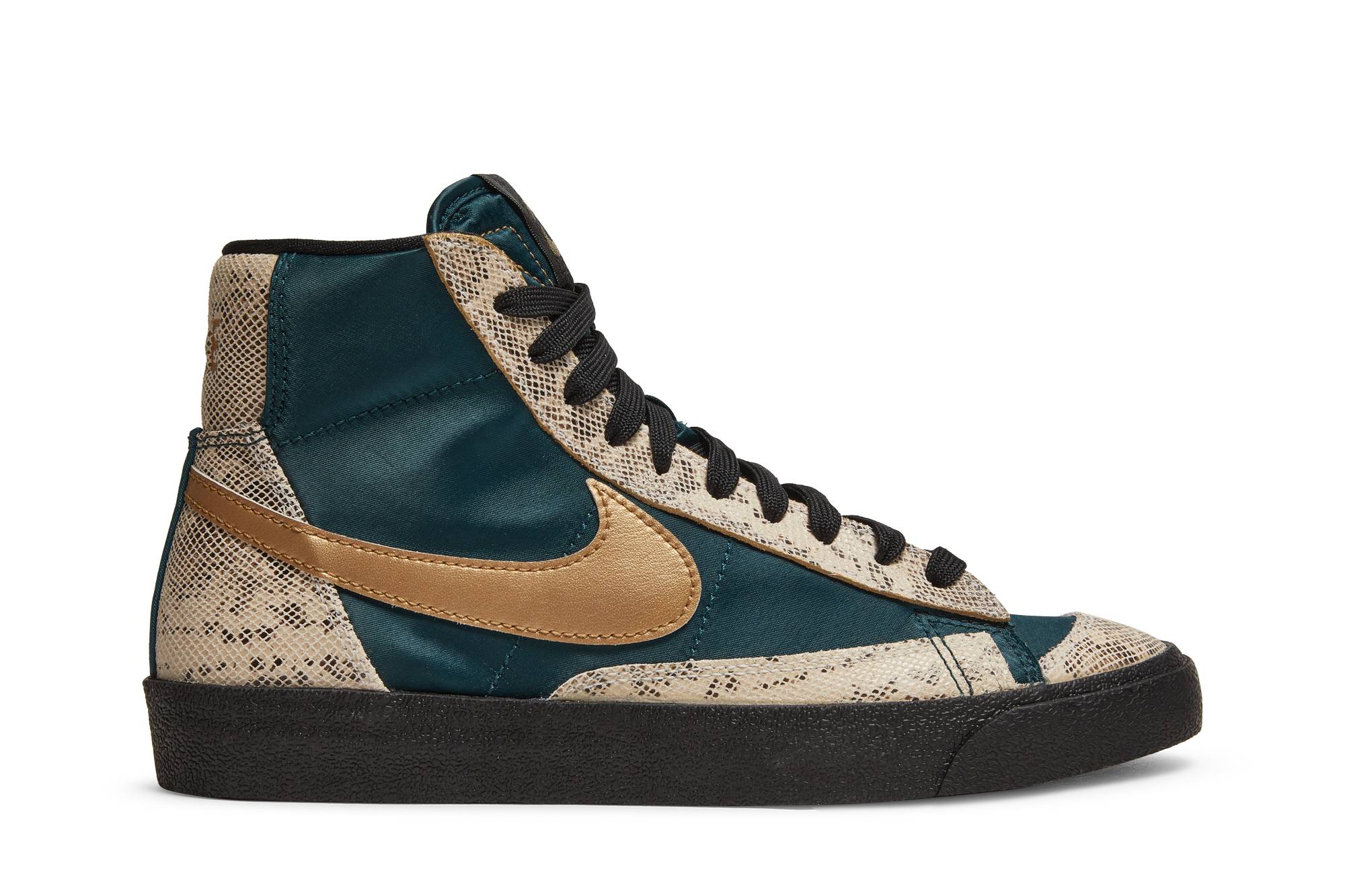 lucha libre nike blazers