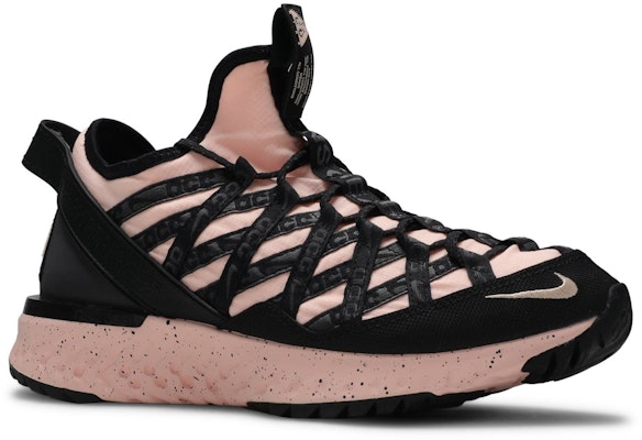 React terra 2025 gobe nike