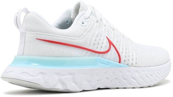 ナイキ リアクト インフィニティ 2 白/アイス CT2357-102 Lookbook ナイキ リアクト インフィニティ 2 白/アイス CT2357-102