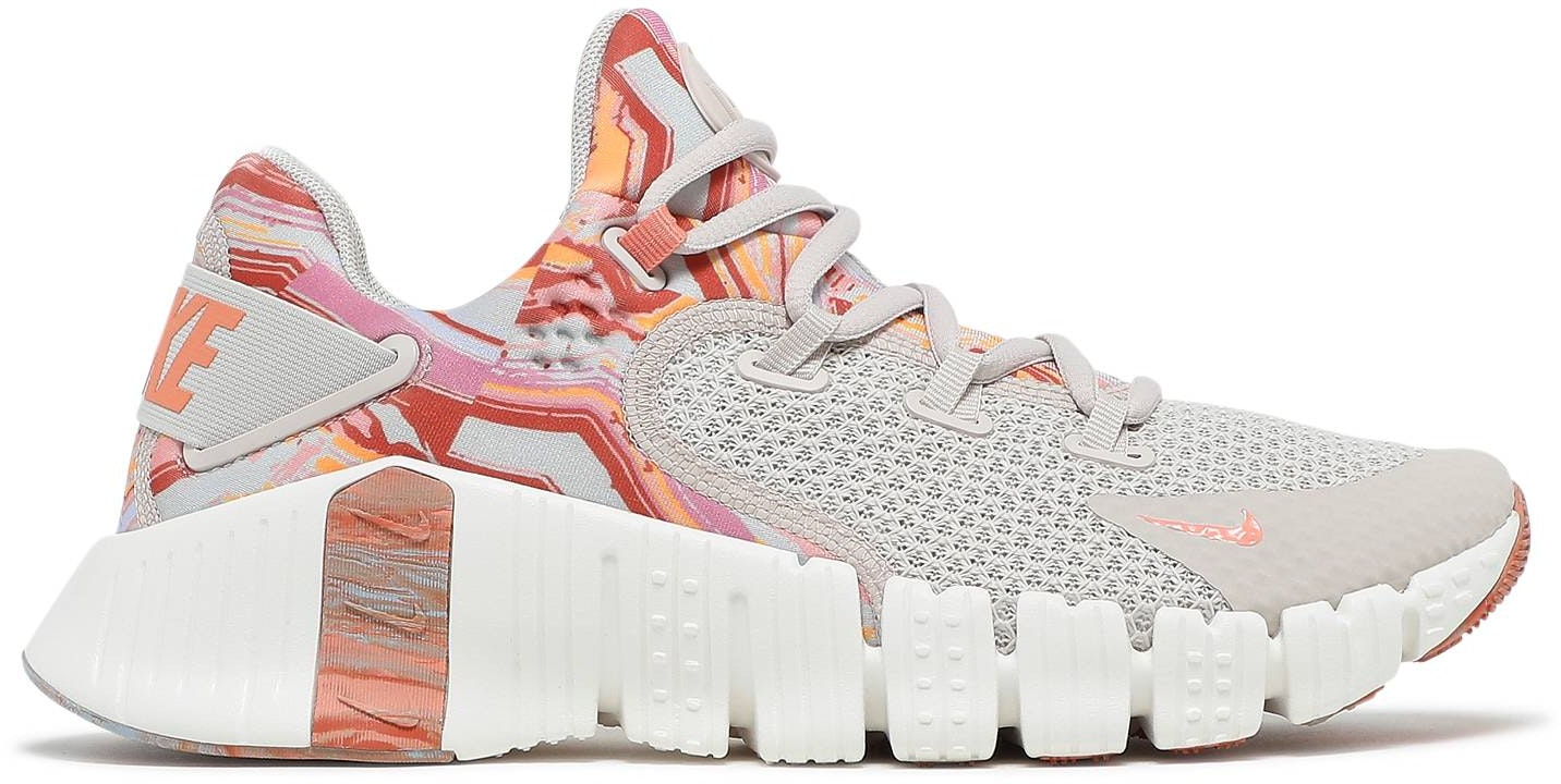 nike-free-metcon-4-desert-sand-crimson-bliss-wmns