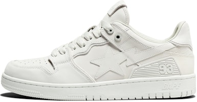 A Bathing Ape SK8 STA 'Putih Triple' Order A Bathing Ape SK8 STA 'Putih Triple'