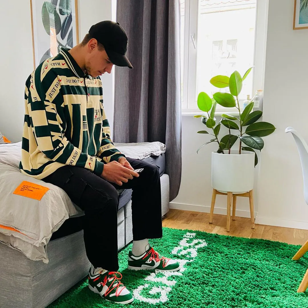 Lookbook Image 3