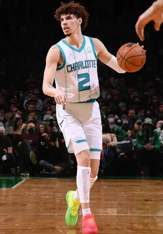 Rick and Morty x LaMelo Ball MB.01 'Mismatched' 376682-01