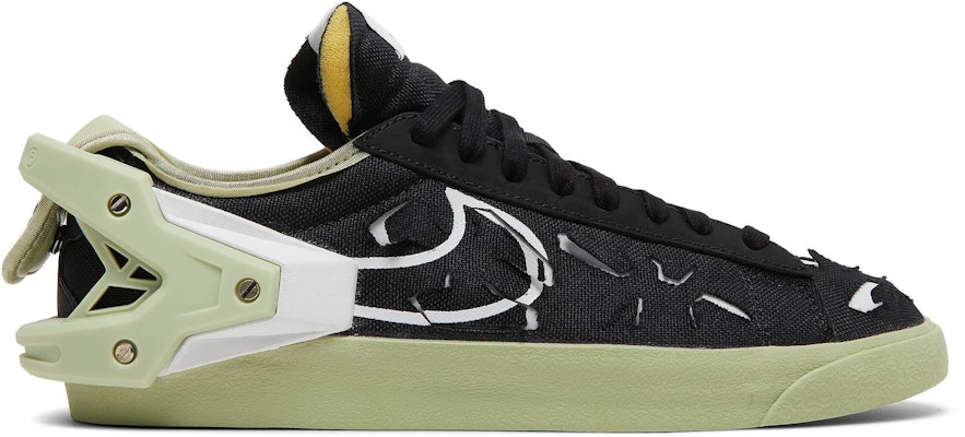 Nike top acronym olive