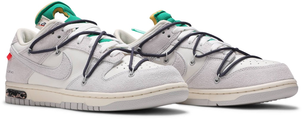NIKE DUNK LOW x Off-White 20 of 50