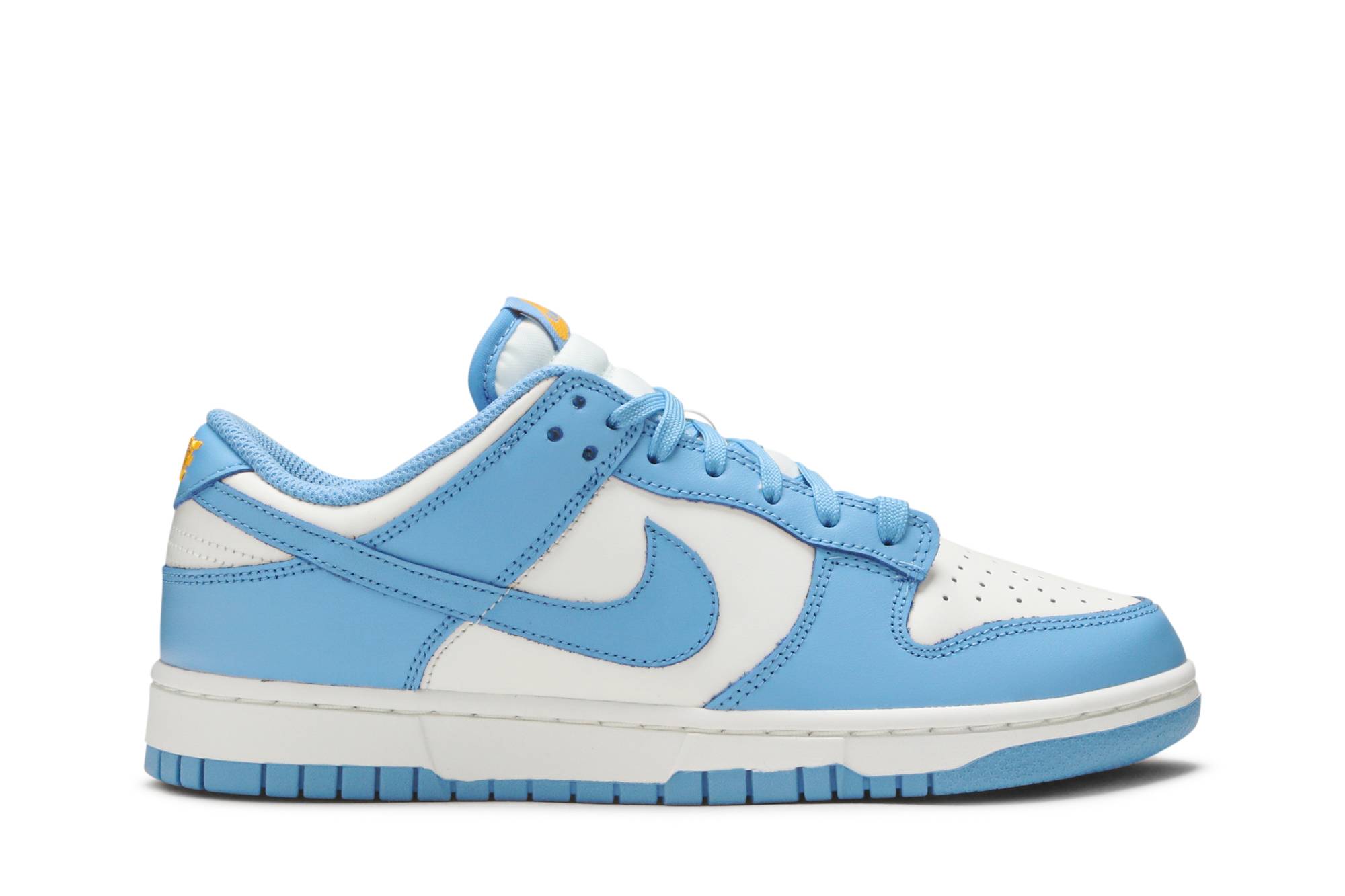 wmns coast dunks