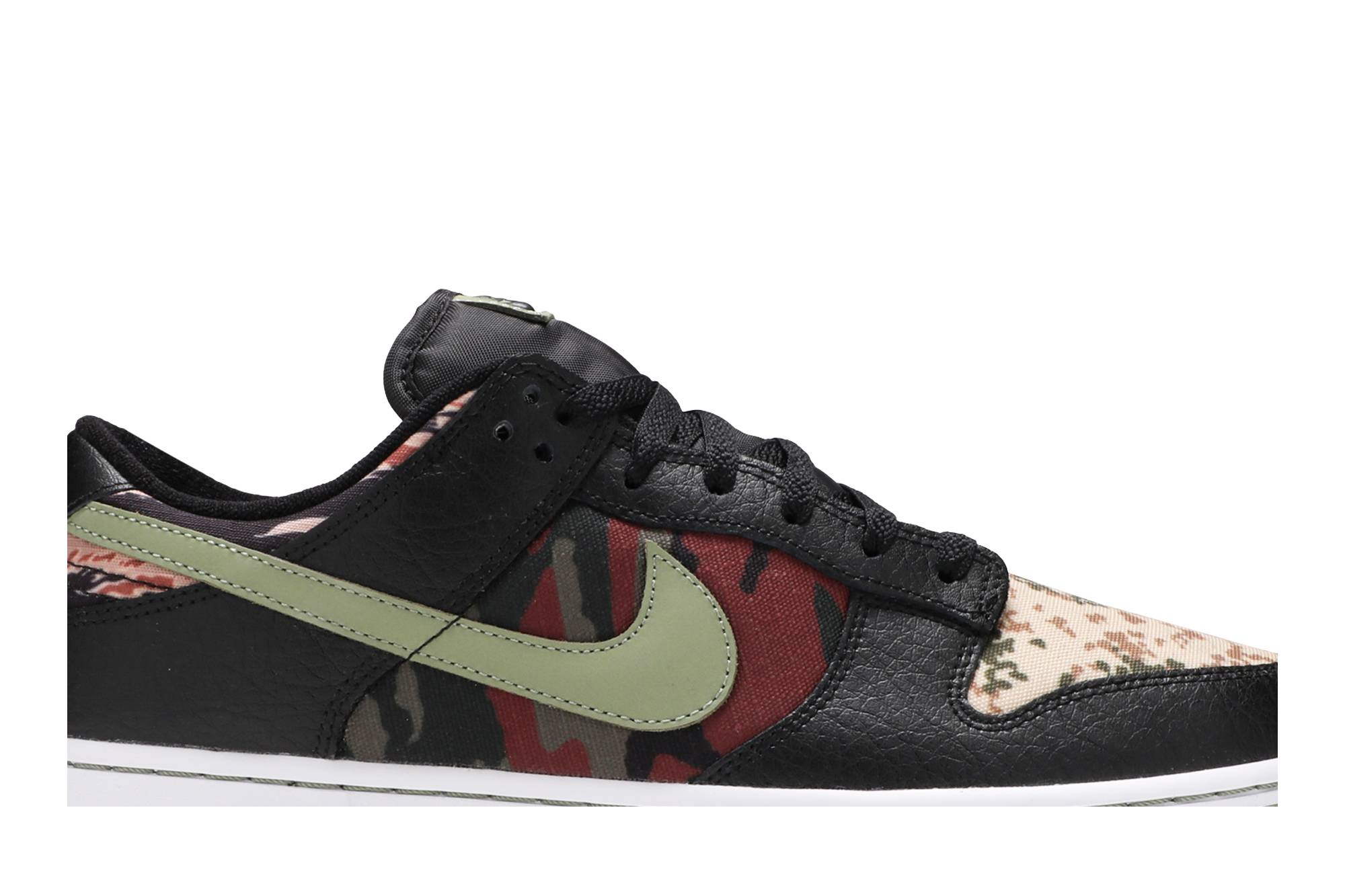 dunk low camo se