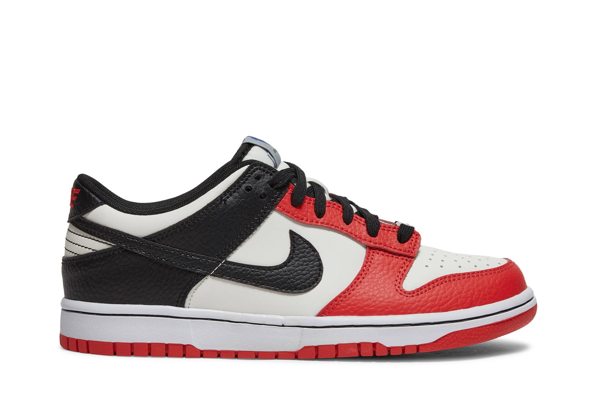 NBA x Nike Dunk Low EMB '75th Anniversary Chicago' (GS) - DO6288-100 -  Novelship