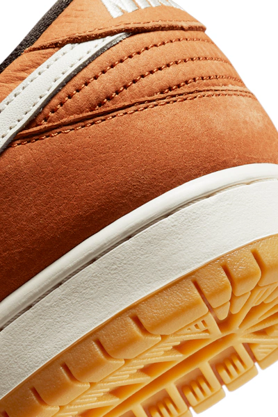 Nike SB Dunk Low 'Dark Russet' DH1319-200